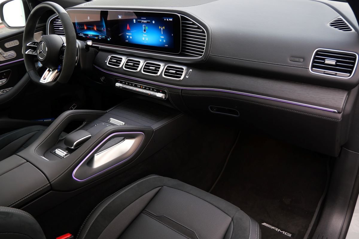 Rent a Mercedes-AMG GLE 53 Coupe Gray in Los Angeles Rent a Mercedes-AMG GLE 53 Coupe Gray in Los Angeles