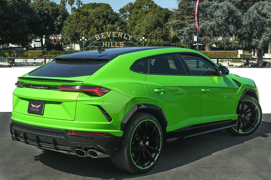 2020 Lamborghini Urus Green