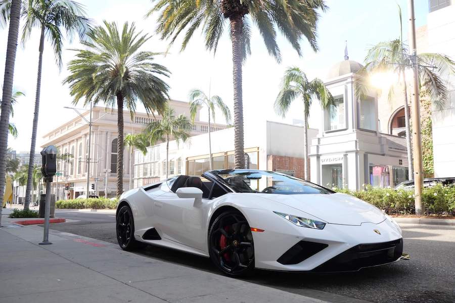 Lamborghini Huracan EVO Spyder Rental in LA