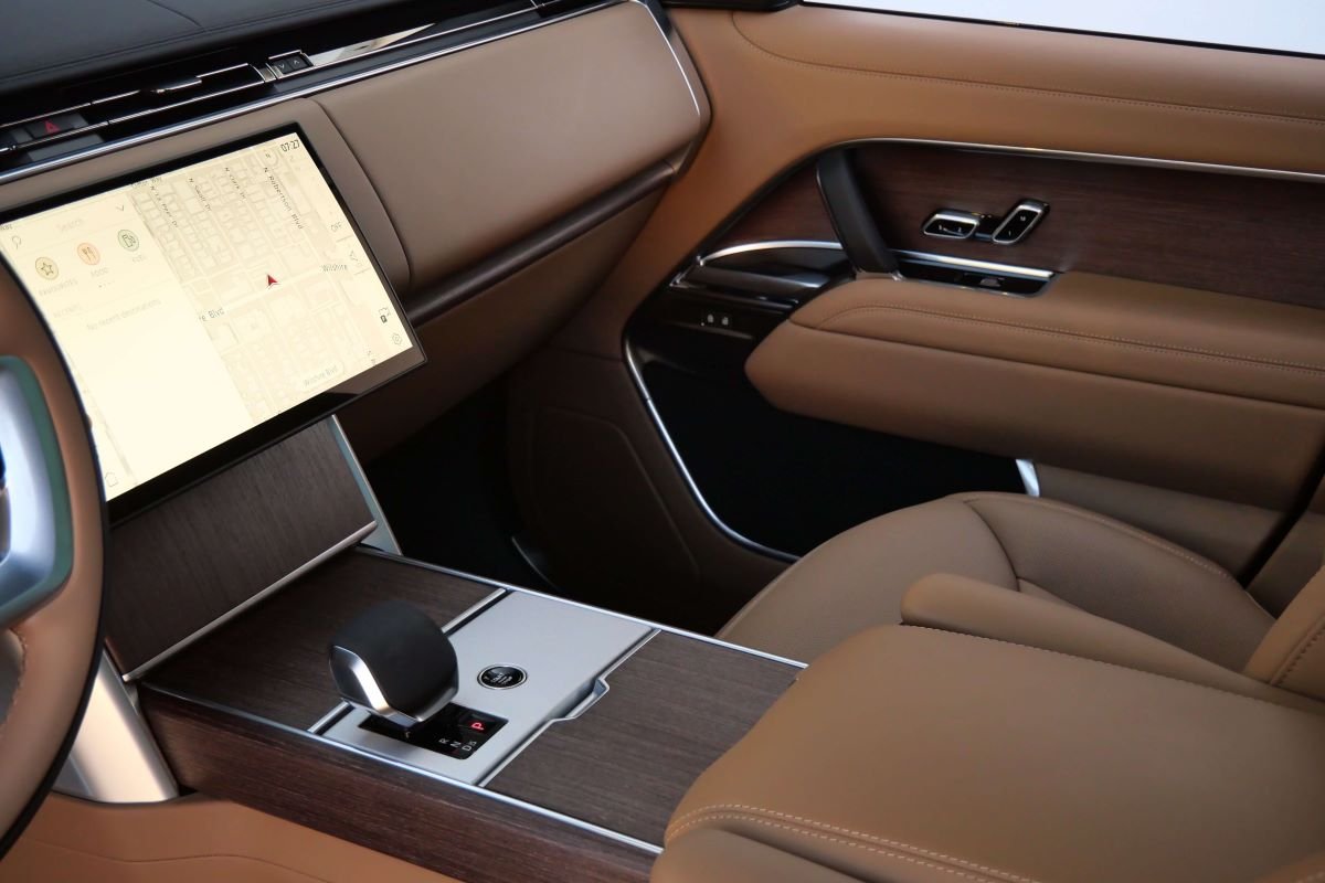 RangeRover P400 LWB 2025 rental Los Angeles