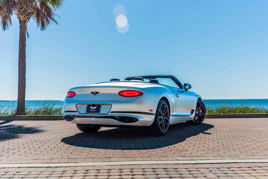 White Bentley Continental GTC for rent in Miami White Bentley Continental GTC for rent in Miami