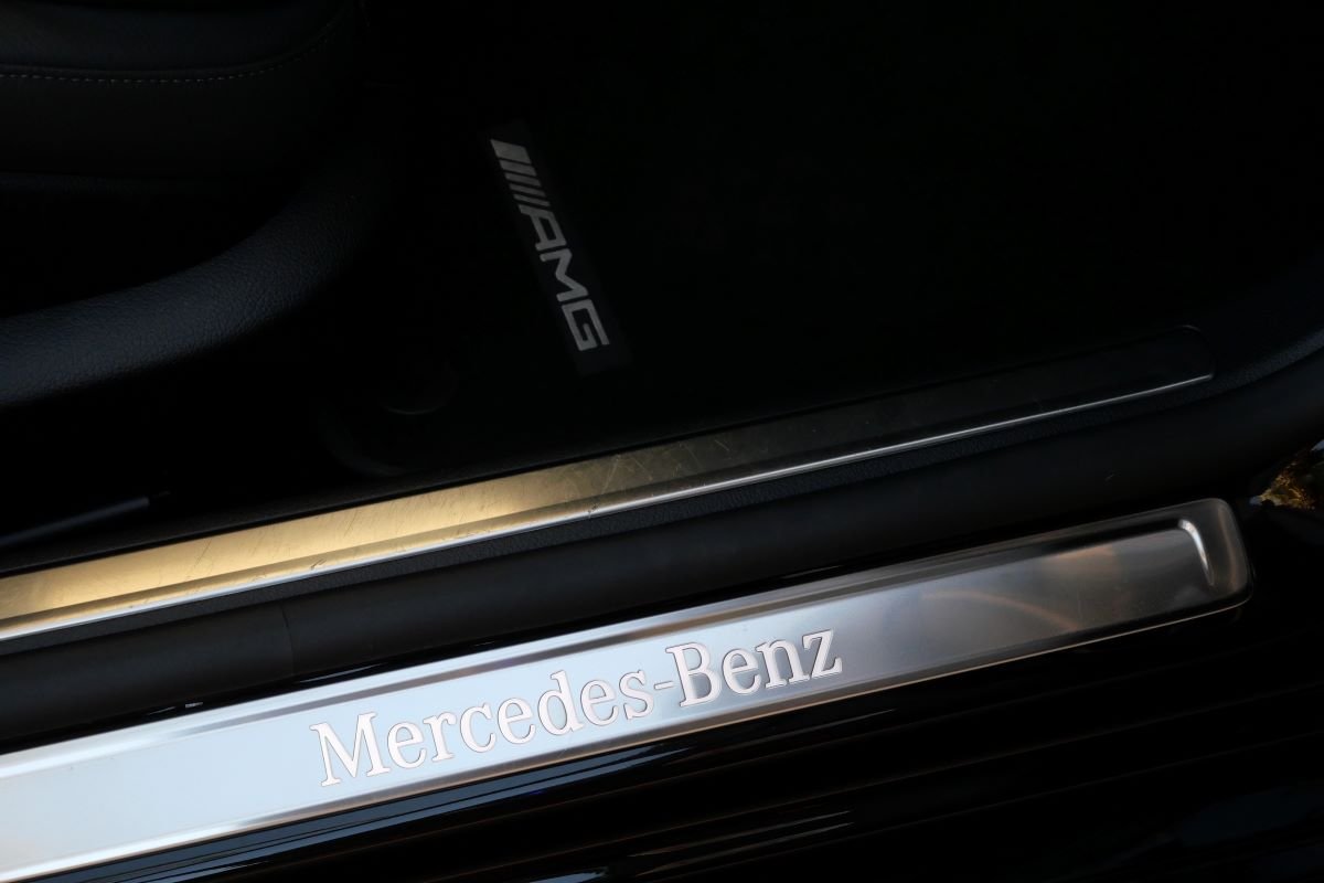 Mercedes Benz S500 rental in Los Angeles