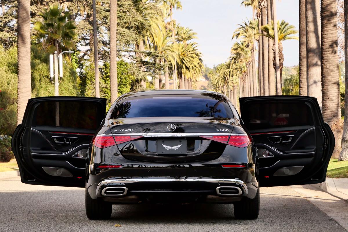 Mercedes Maybach S680 rental LAX Mercedes Maybach S680 rental LAX