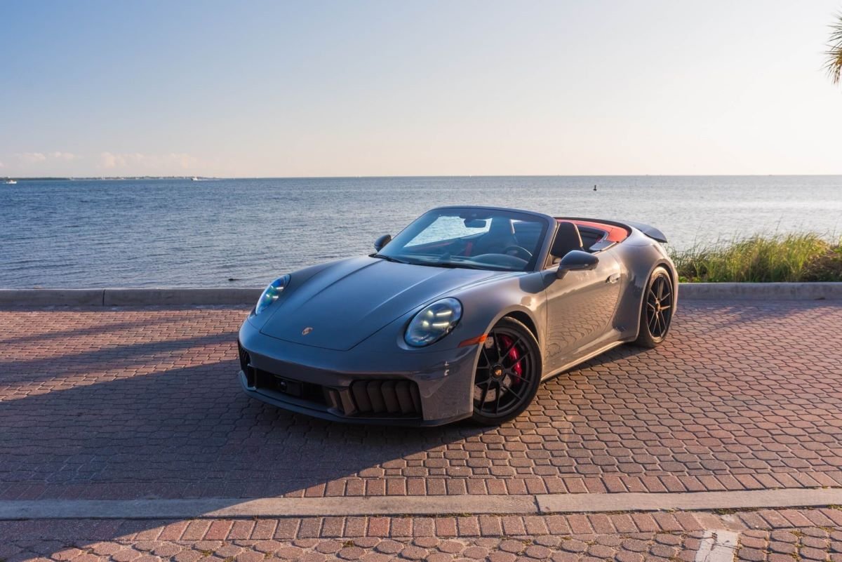 Porsche Carrera S cabriolet rental in miami