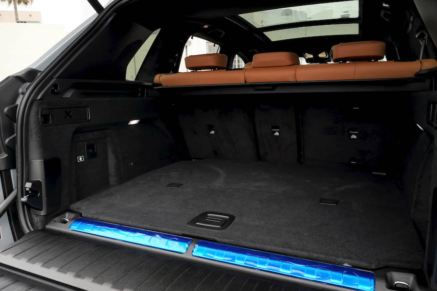 BMW X5 M50e 2024 For Rent Los Angeles