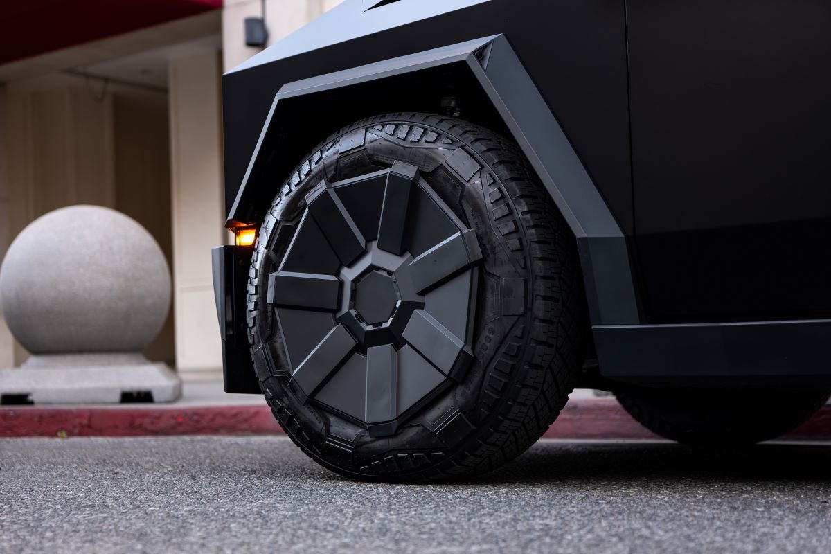 Tesla Cybertruck FSD 2026 Rental LAX