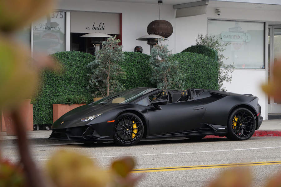 Lamborghini Huracan EVO Spyder AWD 2024 Rental in Los Angeles