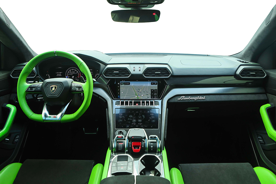 2020 Lamborghini Urus Green