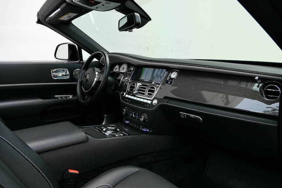 Luxury Rolls Royce Dawn Black Badge For Rent