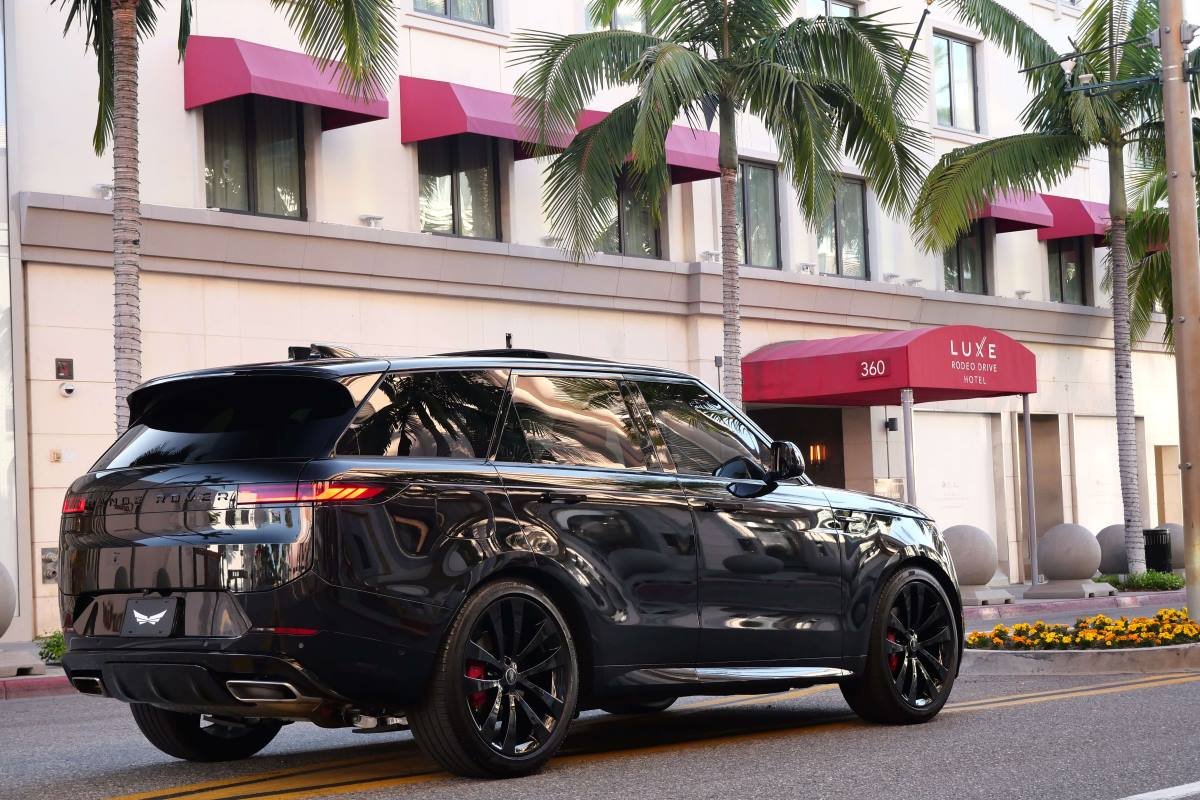 Rent a Range Rover Sport Dynamic 2025 in LA