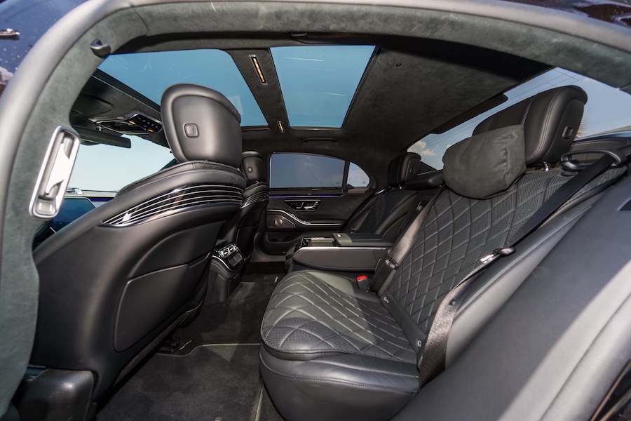 Mercedes-Benz S580 Rental Mercedes-Benz S580 Rental