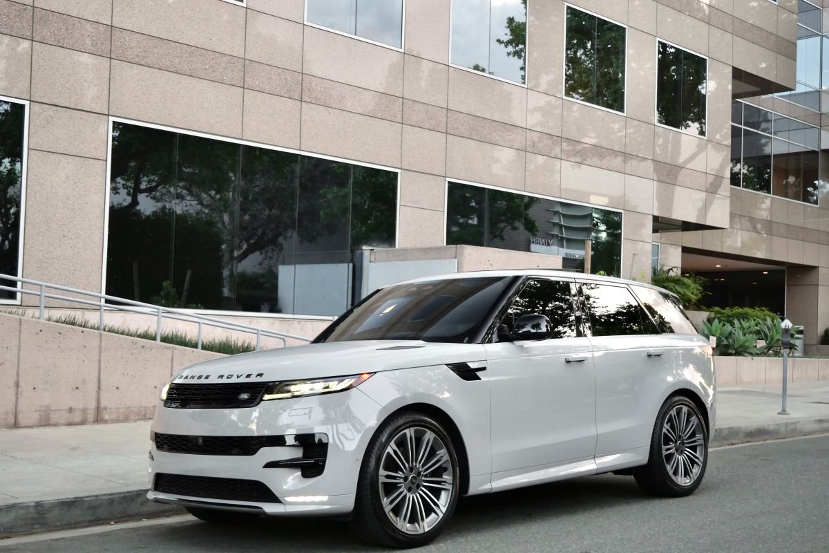 Range Rover Sport Dynamic Rental in Los Angeles