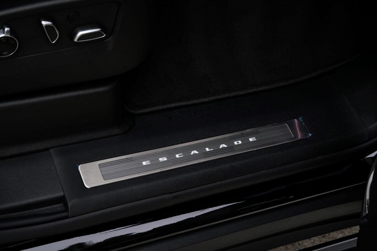 2025 Cadillac Escalade Platinum for rent in Los Angeles 2025 Cadillac Escalade Platinum for rent in Los Angeles