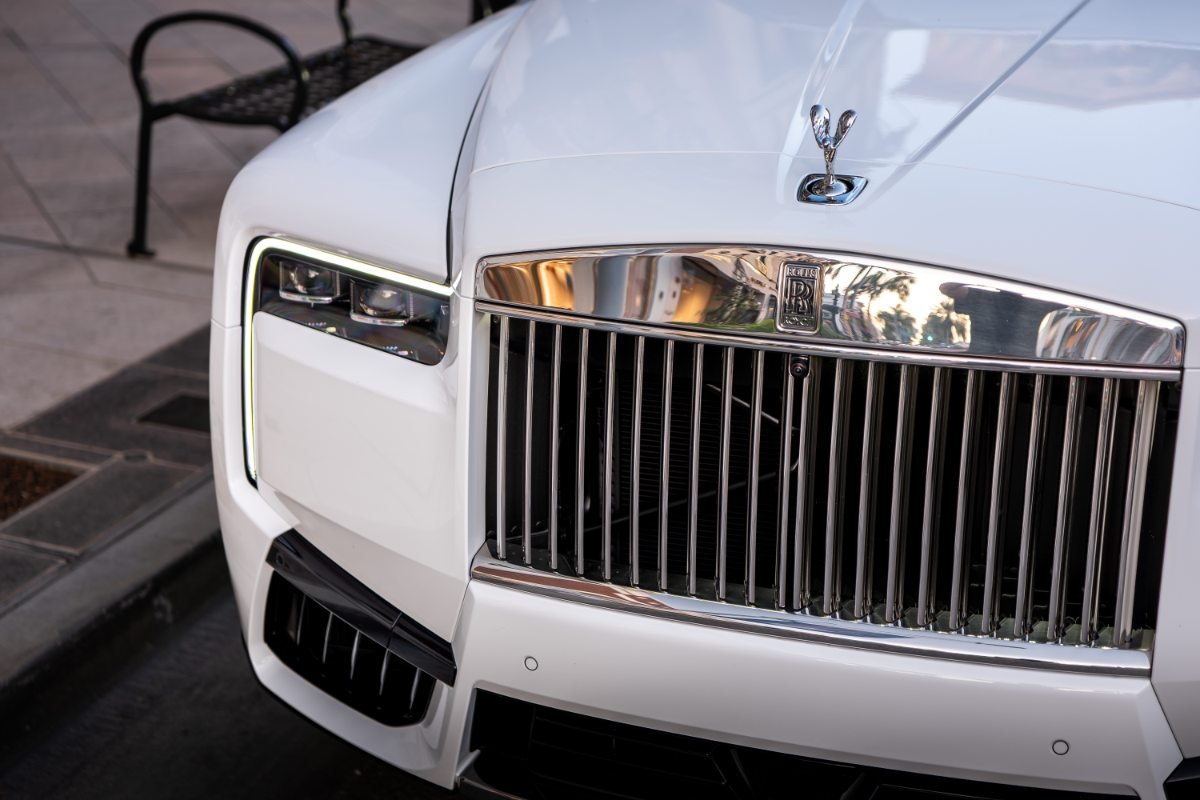 Rolls Royce Cullinan rental in Los Angeles