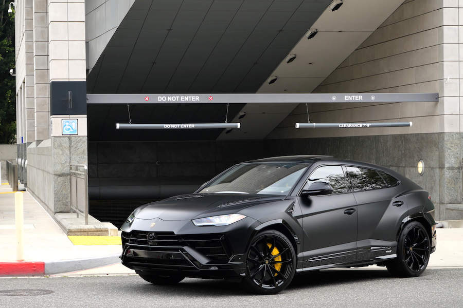 Lamborghini Urus S 2024 Matte Black for Rental