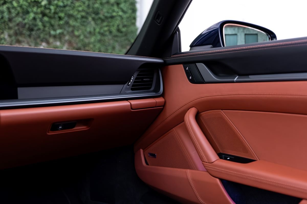 Porsche Carrera 4S Cabriolet rental in Los Angeles