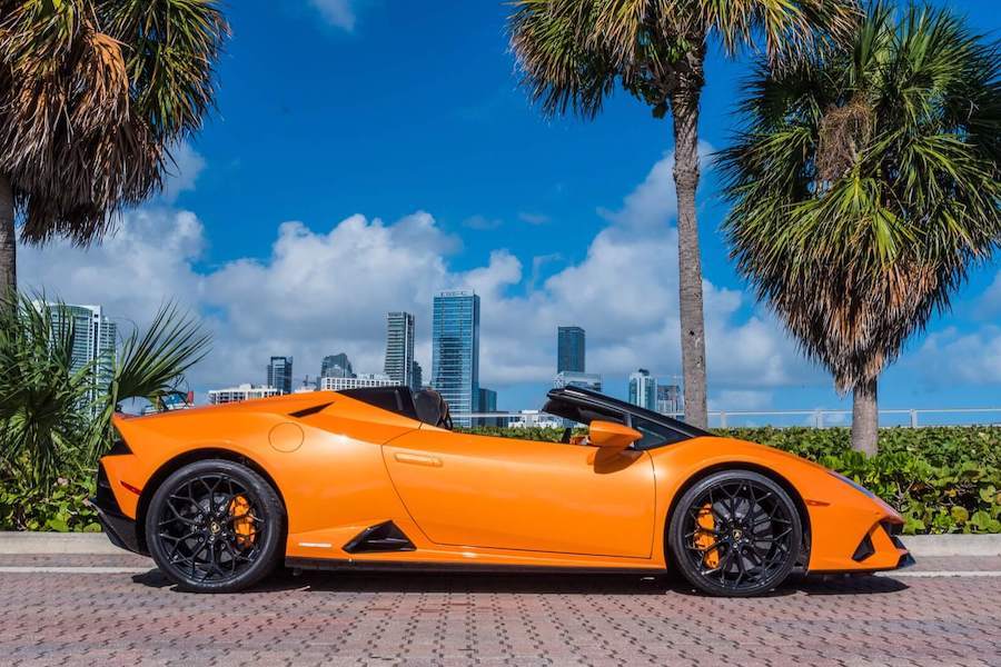 Rent Lamborghini Huracan Miami