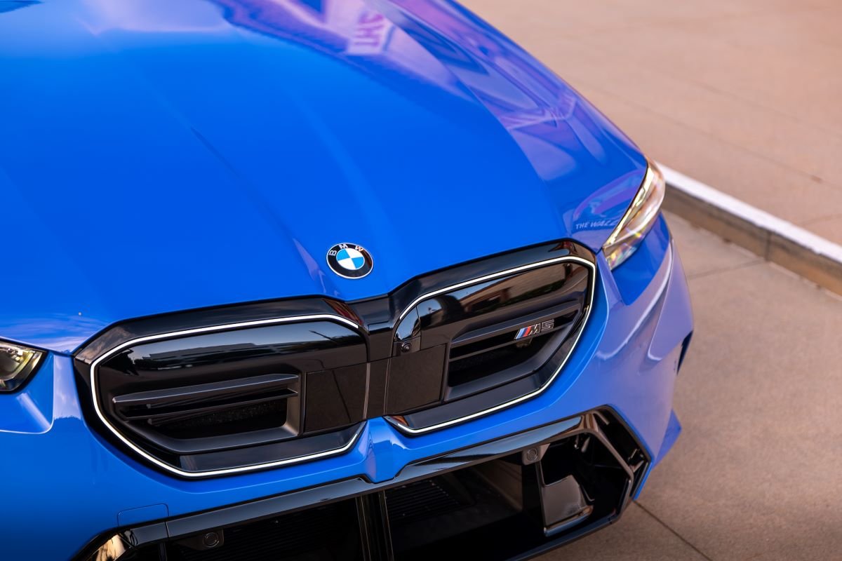 BMW G90 M5 rental in Los Angeles BMW G90 M5 rental in Los Angeles