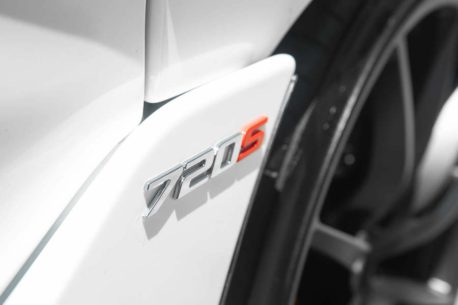 McLaren 720S Spider Rental