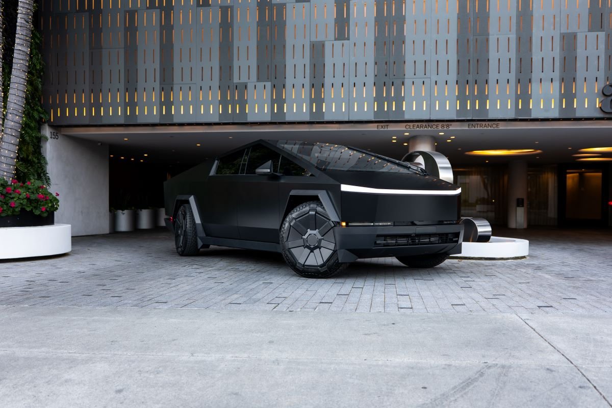 Tesla Cybertruck FSD 2026 Rental LAX