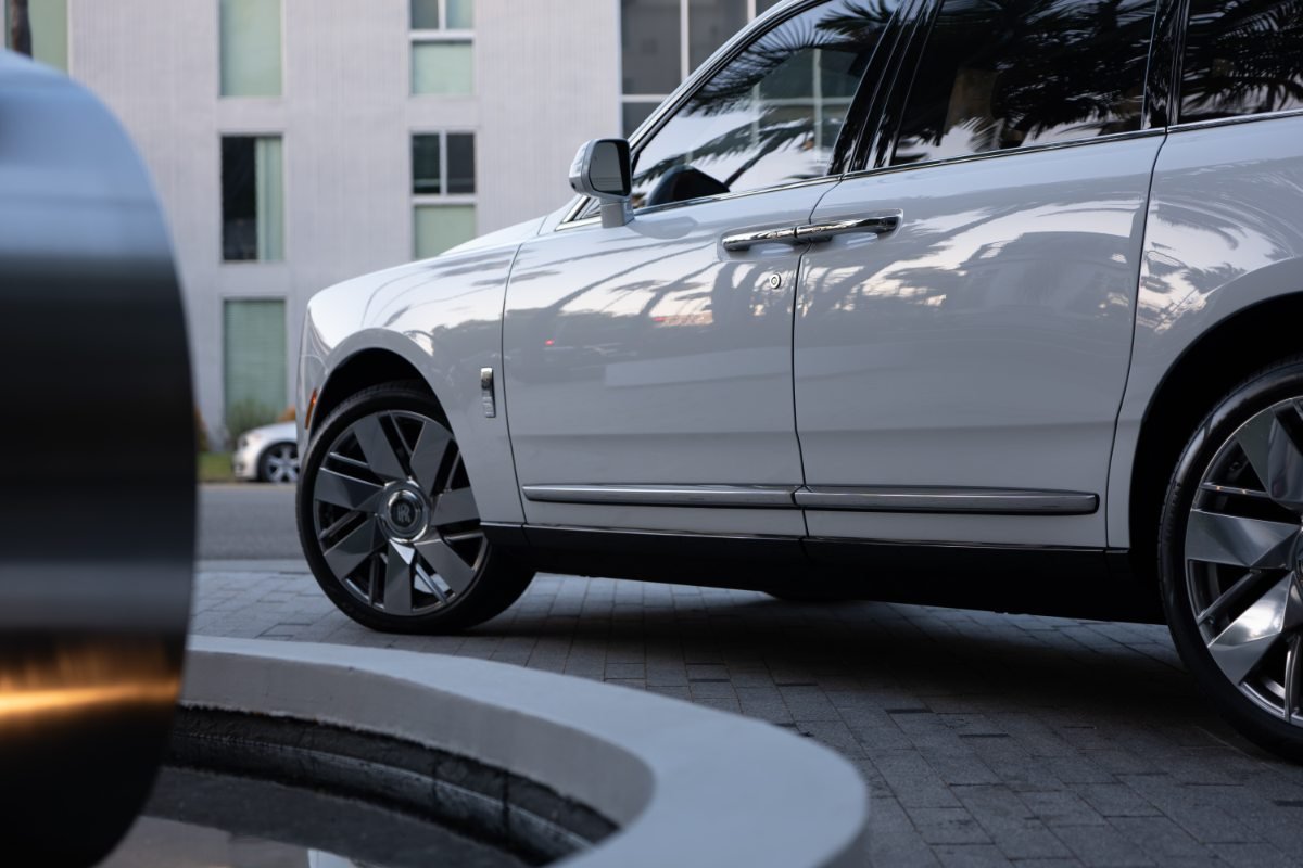 Rolls Royce Cullinan rental in Los Angeles
