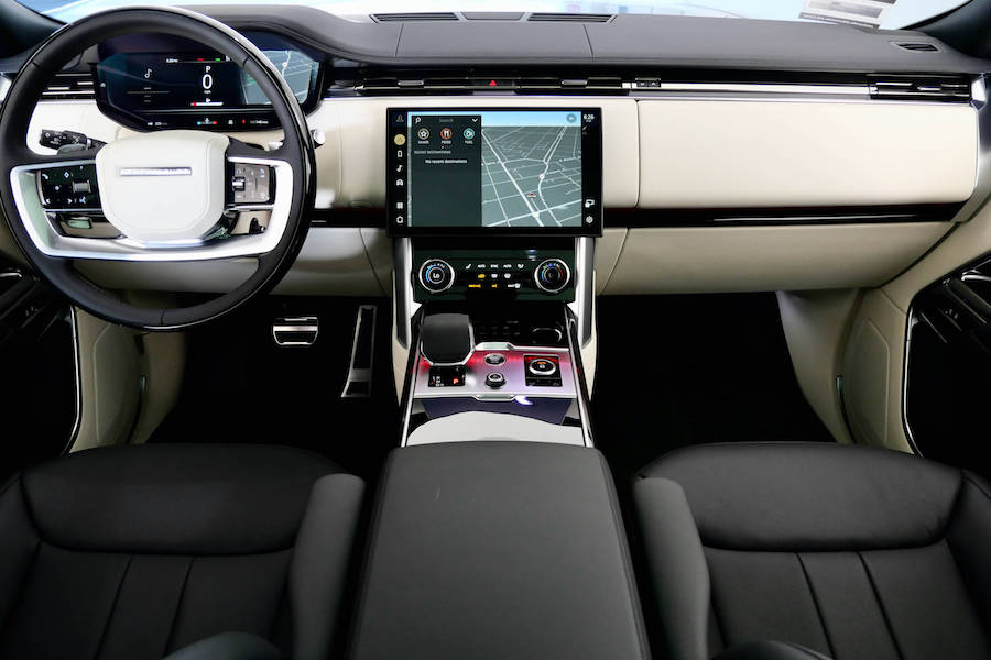 Rent Range Rover P530 LWB 2023 Matte Black in Los Angeles Rent Range Rover P530 LWB 2023 Matte Black in Los Angeles