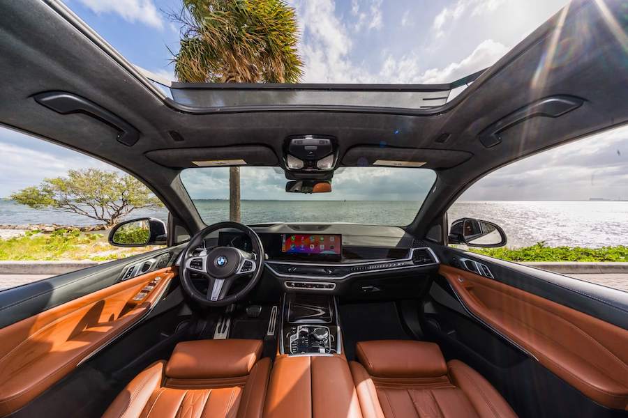BMW X7 40i 2023 Rental BMW X7 40i 2023 Rental