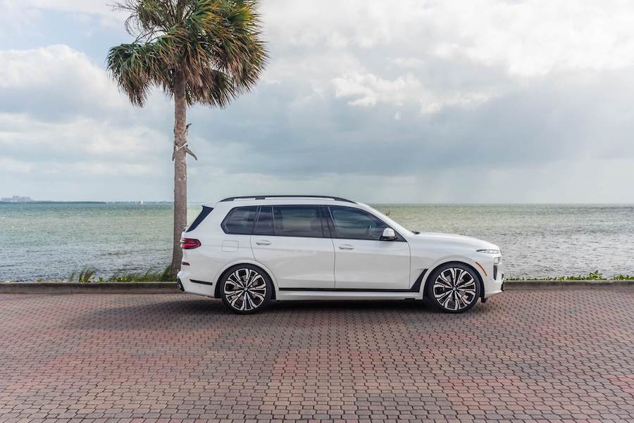 Rent BMW X7 40i 2023 LA Rent BMW X7 40i 2023 LA
