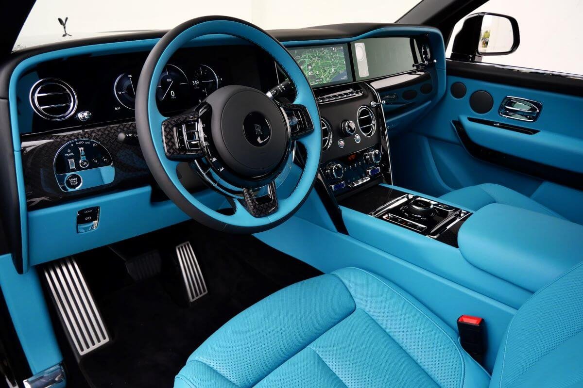 2025 Rolls-Royce Cullinan Black Badge rental Los Angeles