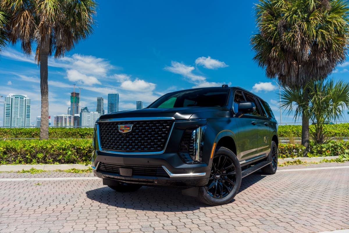 Cadillac ESV rental in Miami