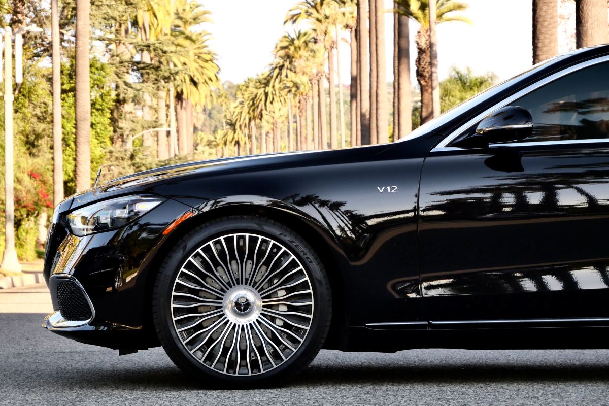 Mercedes Maybach S680 for rent in los angeles Mercedes Maybach S680 for rent in los angeles