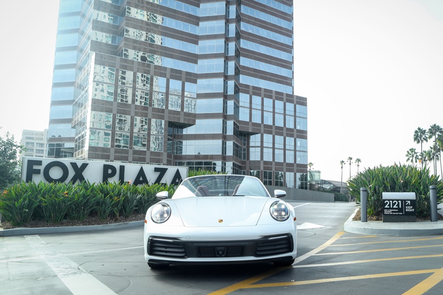 Rent Porsche 992 Rent Porsche 992