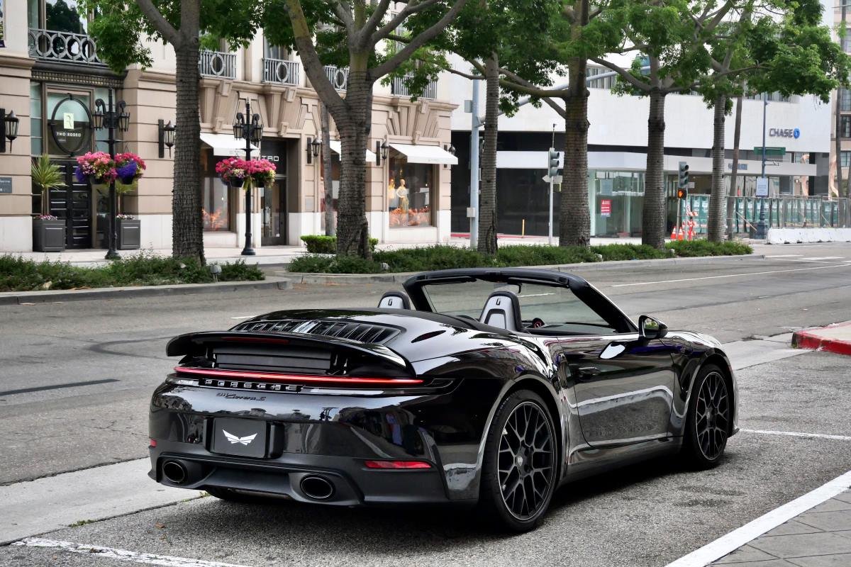 2025 Porsche 911 Carrera S Rental Los Angeles