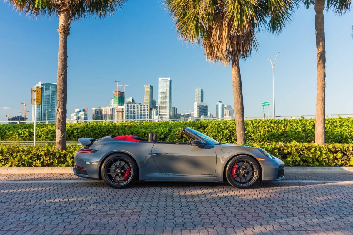 Porsche Carrera S cabriolet rental in miami