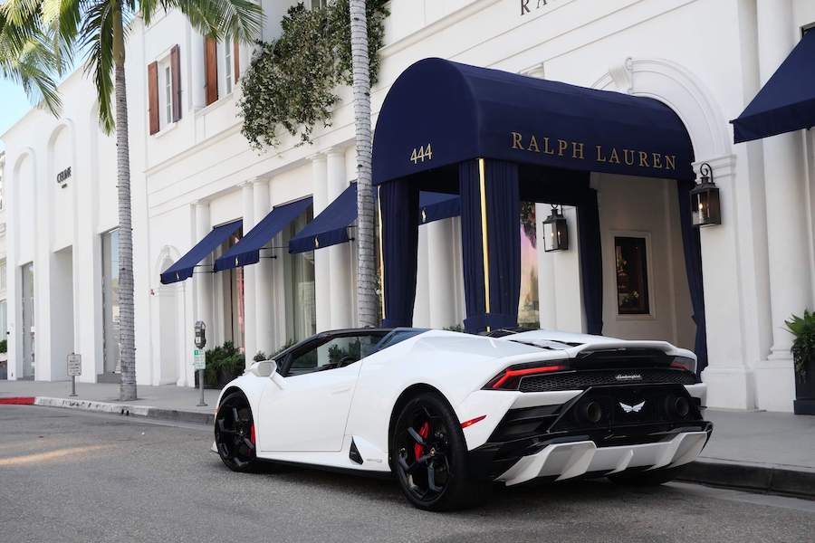 Lamborghini Huracan EVO Spyder Rental in Los Angeles