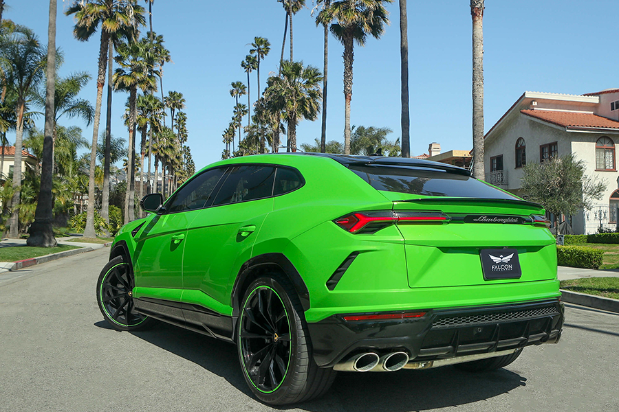 2020 Lamborghini Urus Green