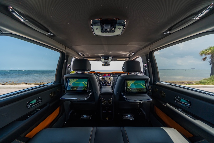Rolls Royce Cullinan Gray 2023 Rental in Los Angeles