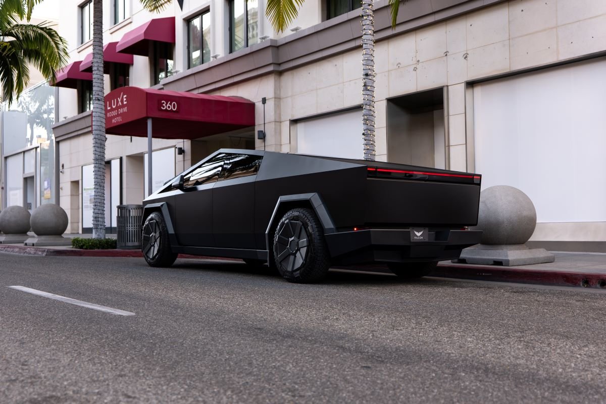 Tesla Cybertruck FSD 2026 Rental LAX