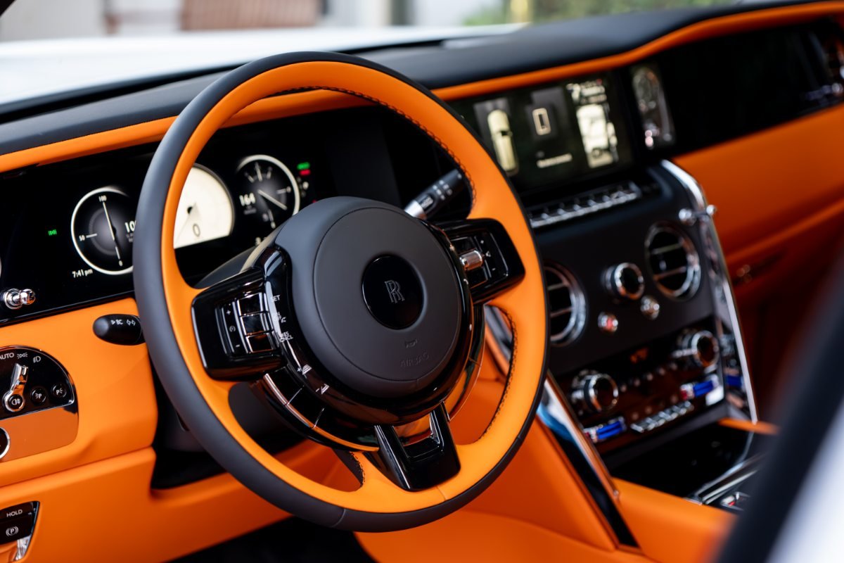 Rolls Royce Cullinan rental in Los Angeles