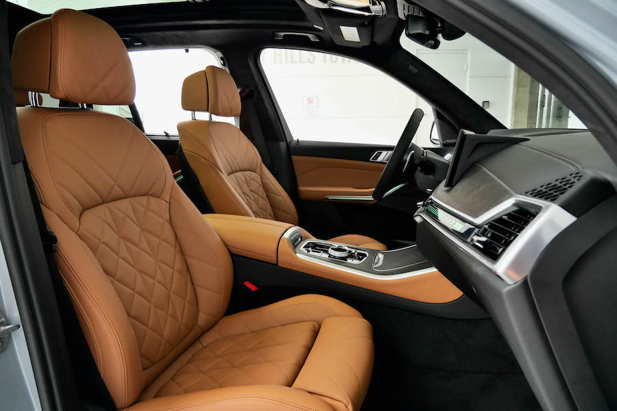 Luxury BMW X5 M50e 2024 for Rent in Los Angeles