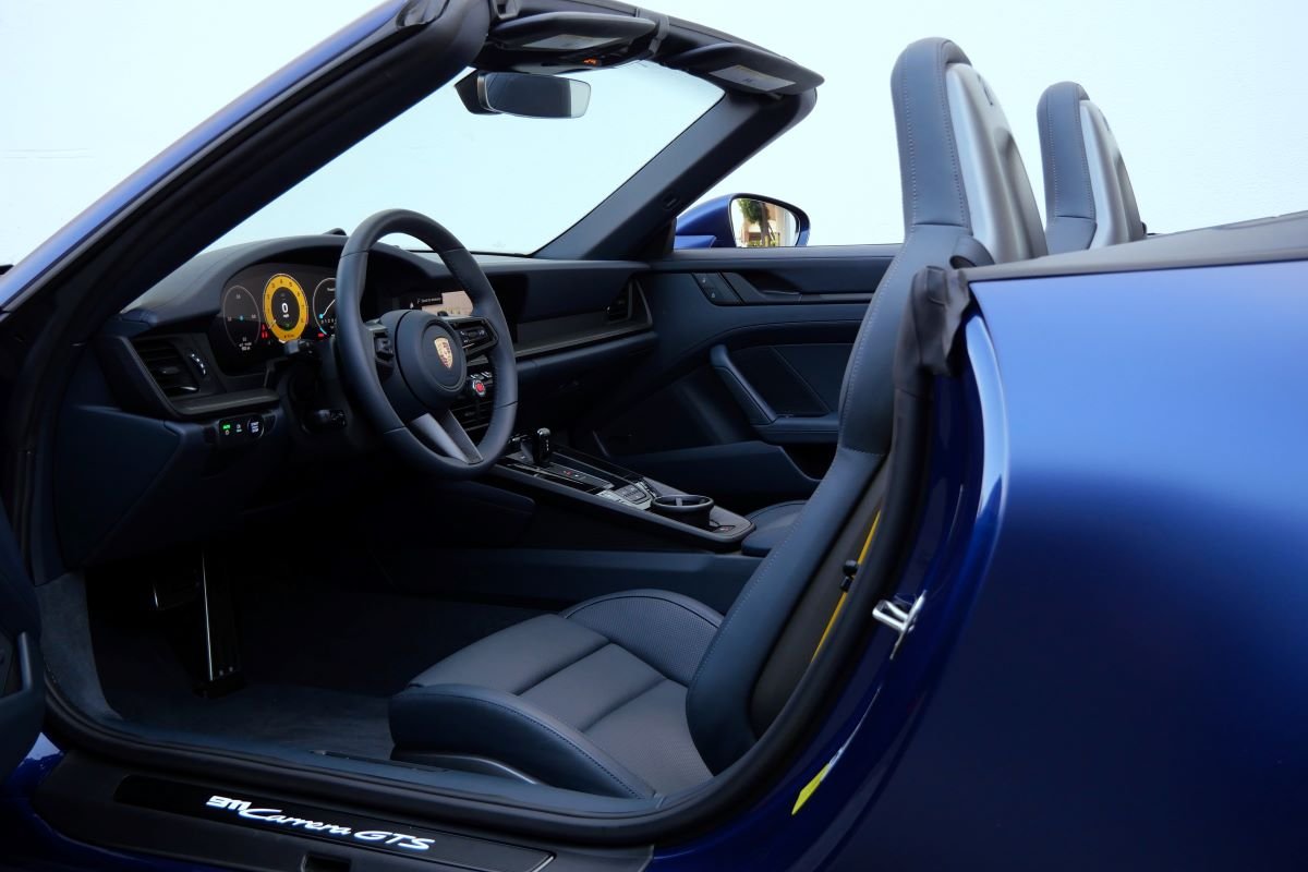 2025 Porsche 911 Carrera GTS Cabriolet for rent in LAX 2025 Porsche 911 Carrera GTS Cabriolet for rent in LAX