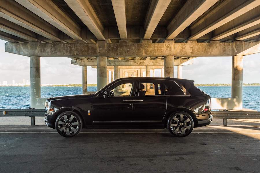 Black Rolls Royce Cullinan Rental Black Rolls Royce Cullinan Rental
