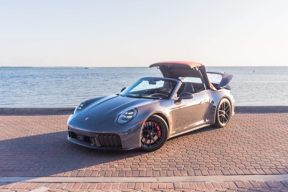 Porsche Carrera S cabriolet rental in miami