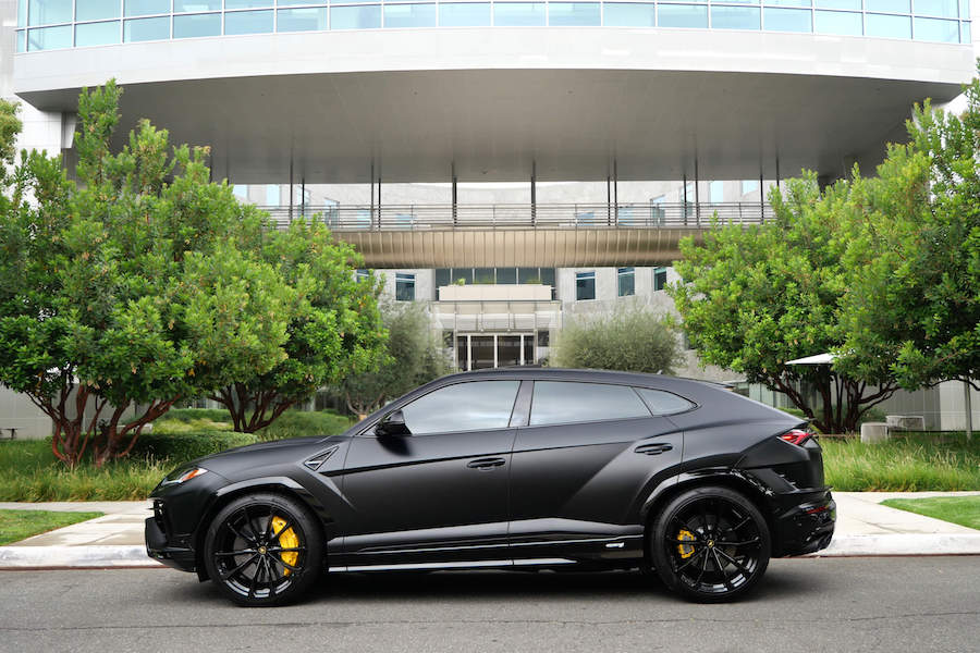 Lamborghini Urus S 2024 Matte Black for Rental Los Angeles