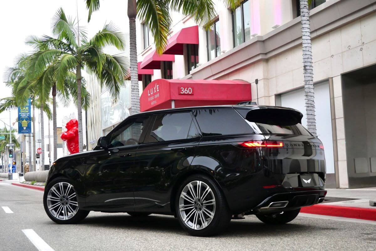 Rent a Range Rover Sport Dynamic 2025 in LA