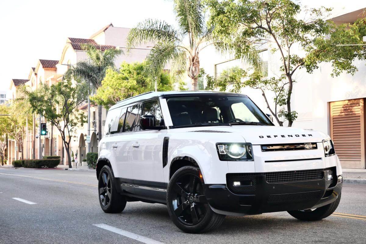Range Rover Defender 2025 in LA For Rent