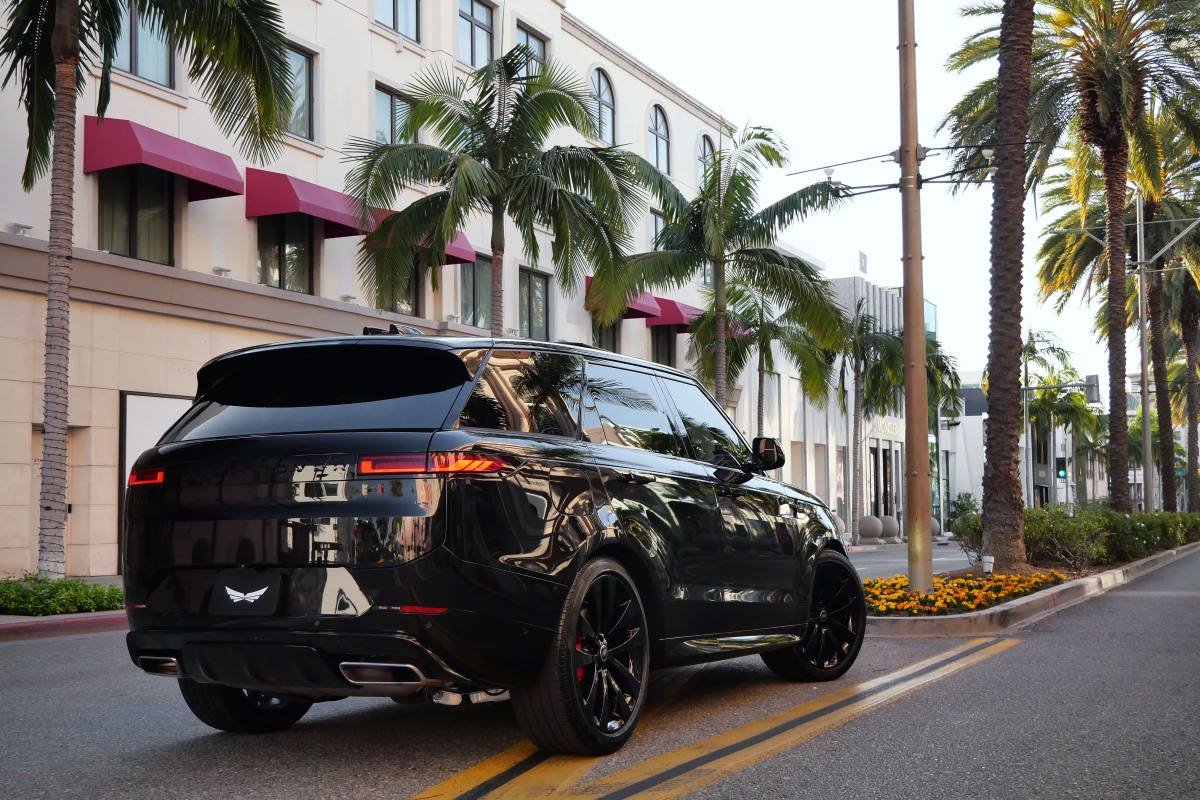 Rent a Range Rover Sport Dynamic 2025 in LA