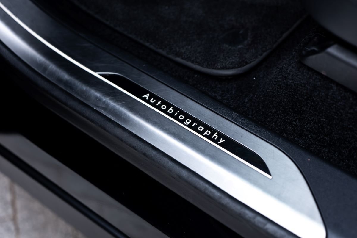 Range Rover Autobiography Rental in Los Angeles Range Rover Autobiography Rental in Los Angeles