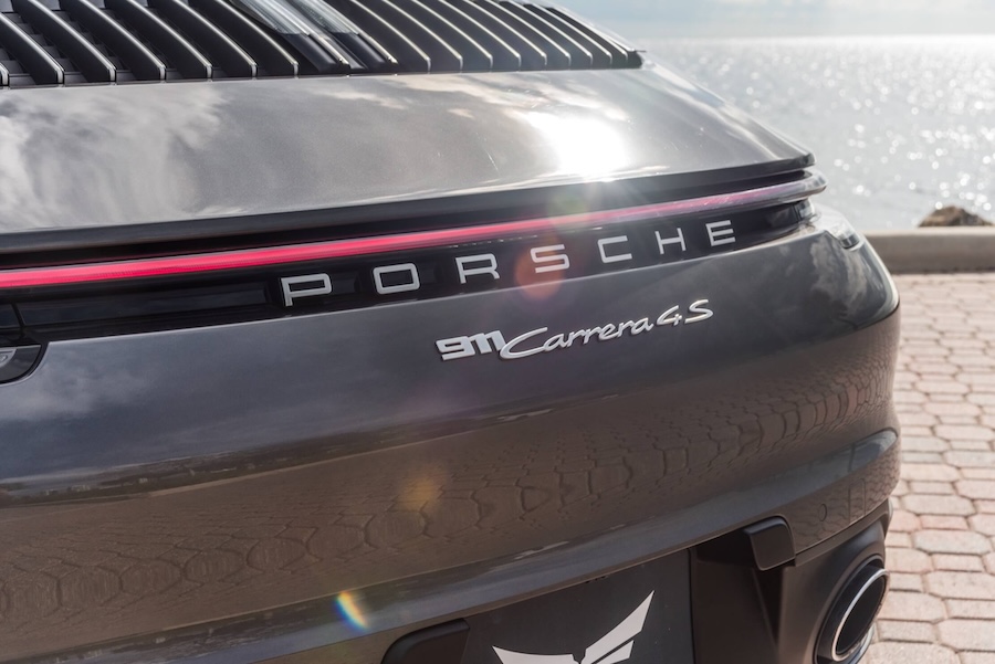 Rent a Porsche 911 Carrera 4S Cabriolet