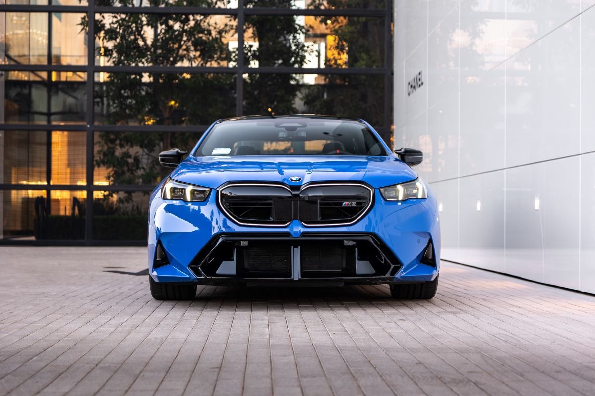 BMW G90 M5 rental in Los Angeles BMW G90 M5 rental in Los Angeles